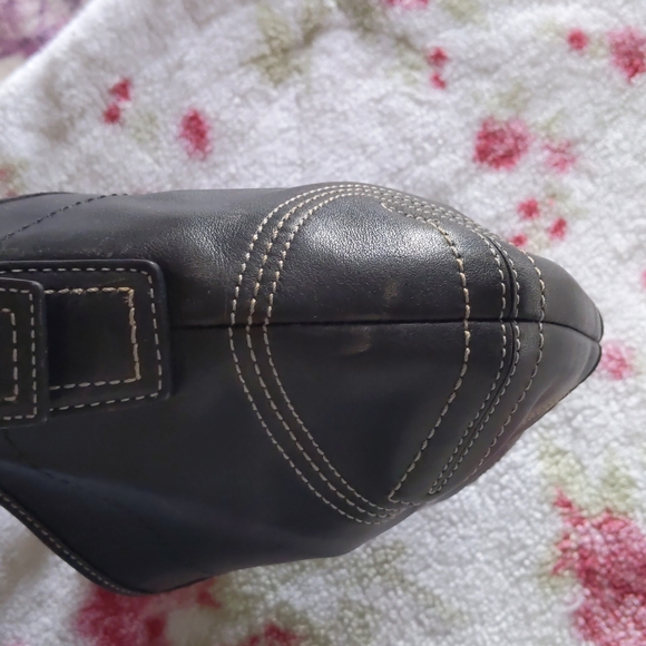 Coach purse - Picture 6 of 12